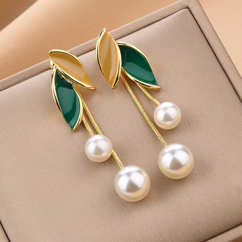 Grey Leaf Stud Earrings for Women 2024 Fashion Jewelry