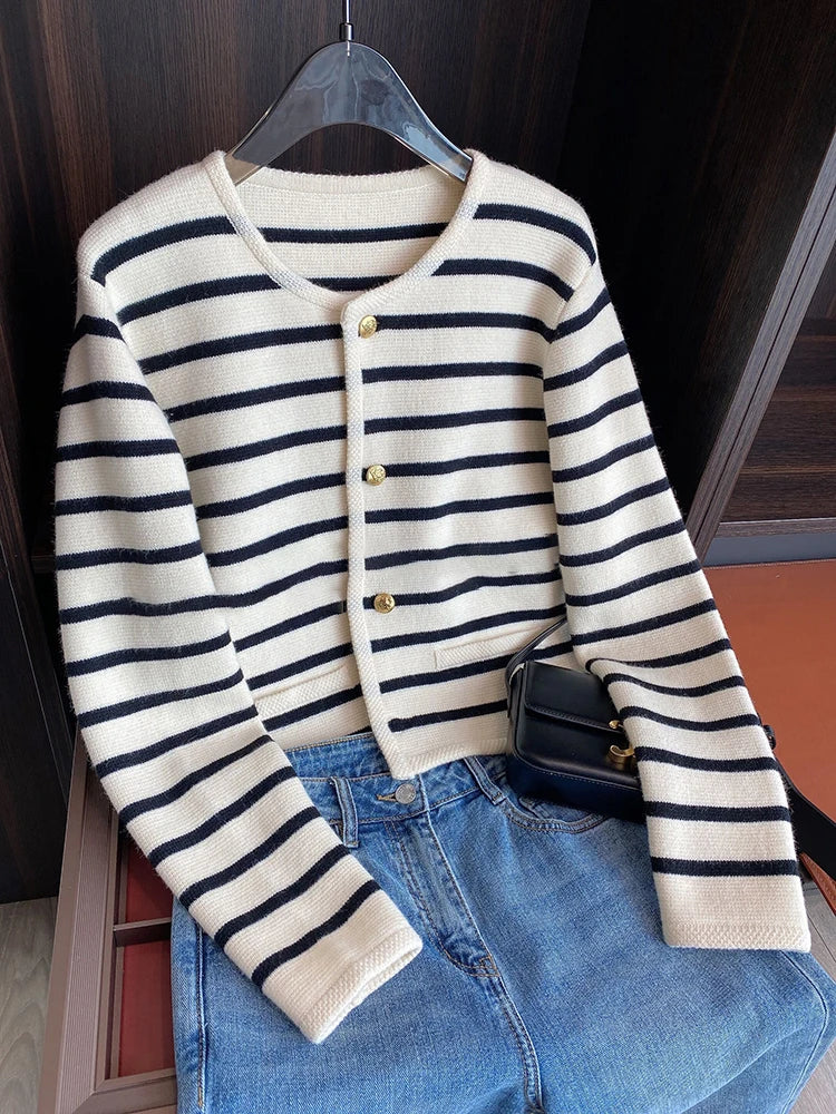 Sweaters O-neck Stripe Knitted Cardigan Fashion Long Sleeve